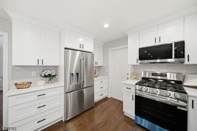 66 Skyline Dr, Morris Twp., NJ 07960