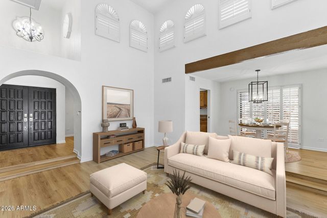 10805 N 9TH Place, Phoenix, AZ 85020