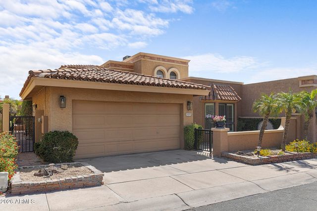 10805 N 9TH Place, Phoenix, AZ 85020