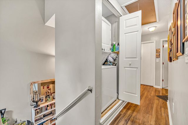 219 Shoreline Marina CIR 121, Moneta, VA 24121