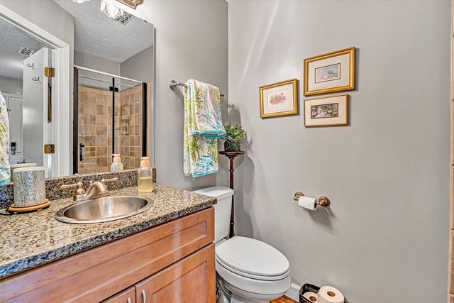 219 Shoreline Marina CIR 121, Moneta, VA 24121