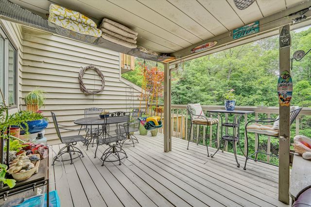 219 Shoreline Marina CIR 121, Moneta, VA 24121