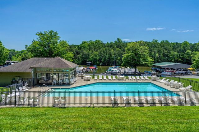219 Shoreline Marina CIR 121, Moneta, VA 24121