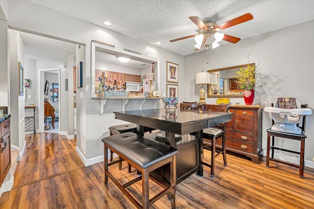 219 Shoreline Marina CIR 121, Moneta, VA 24121