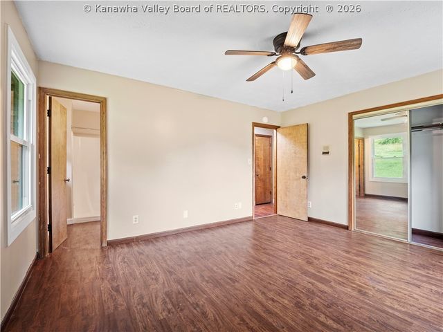 1800 Sugar Creek Drive, Charleston, WV 25387