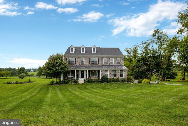 15019 LYNNFORD CT, Waterford, VA 20197