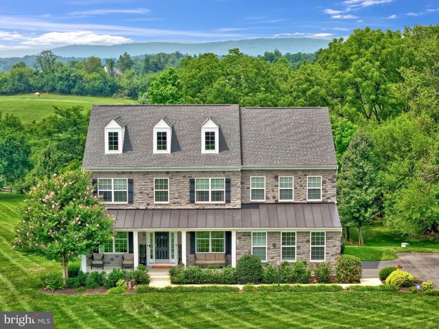 15019 LYNNFORD CT, Waterford, VA 20197