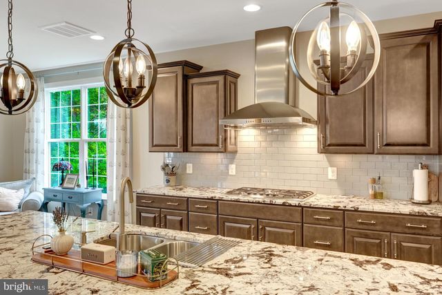 15019 LYNNFORD CT, Waterford, VA 20197
