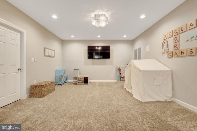 15019 LYNNFORD CT, Waterford, VA 20197