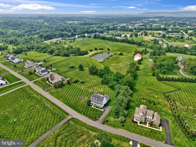 15019 LYNNFORD CT, Waterford, VA 20197
