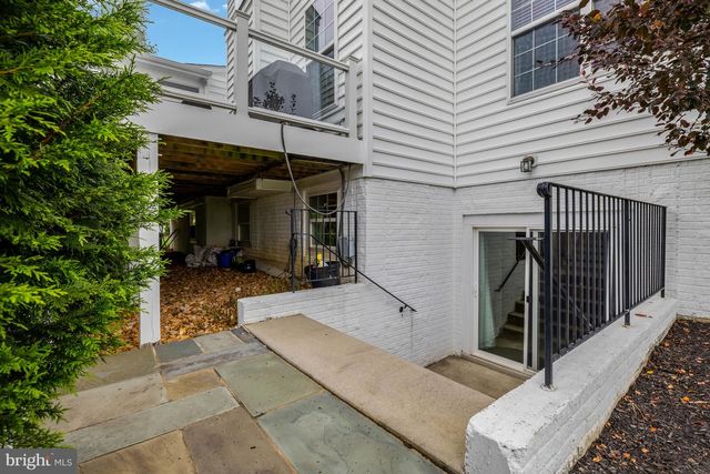 15019 LYNNFORD CT, Waterford, VA 20197