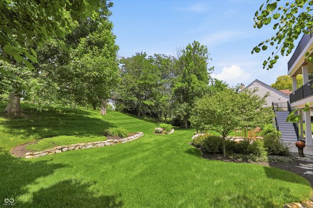 11180 Hawthorn Ridge, Fishers, IN 46037