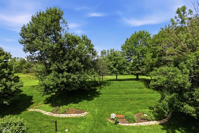 11180 Hawthorn Ridge, Fishers, IN 46037