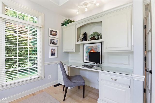 11180 Hawthorn Ridge, Fishers, IN 46037