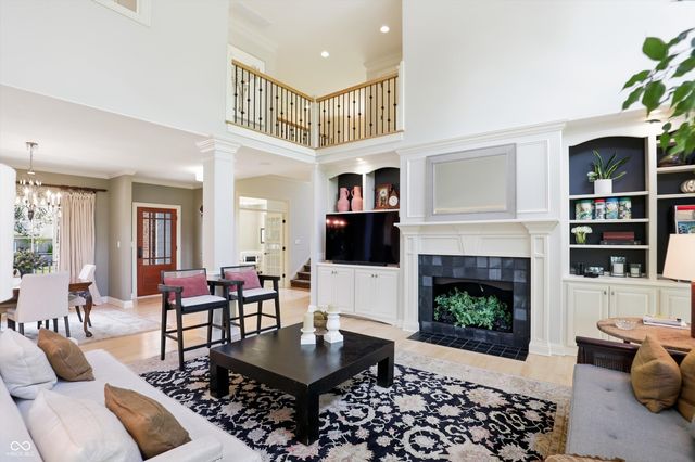 11180 Hawthorn Ridge, Fishers, IN 46037