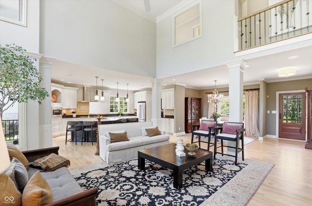11180 Hawthorn Ridge, Fishers, IN 46037