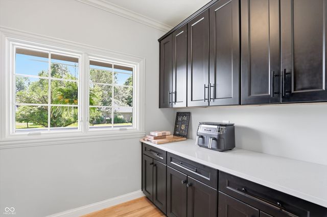 11180 Hawthorn Ridge, Fishers, IN 46037