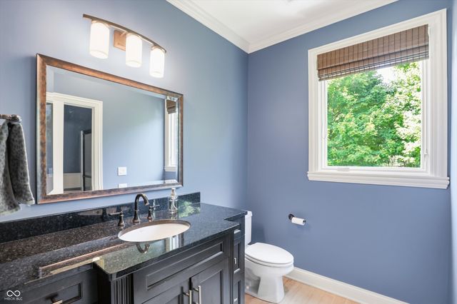 11180 Hawthorn Ridge, Fishers, IN 46037