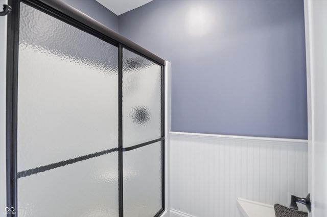 11180 Hawthorn Ridge, Fishers, IN 46037