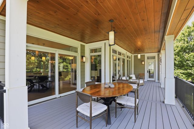 11180 Hawthorn Ridge, Fishers, IN 46037