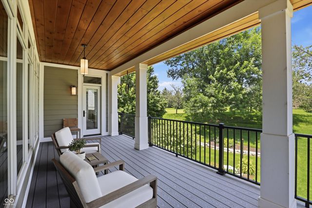 11180 Hawthorn Ridge, Fishers, IN 46037