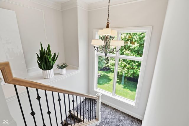 11180 Hawthorn Ridge, Fishers, IN 46037