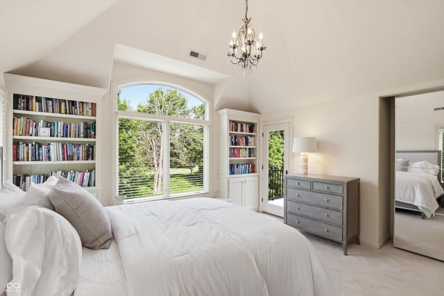 11180 Hawthorn Ridge, Fishers, IN 46037