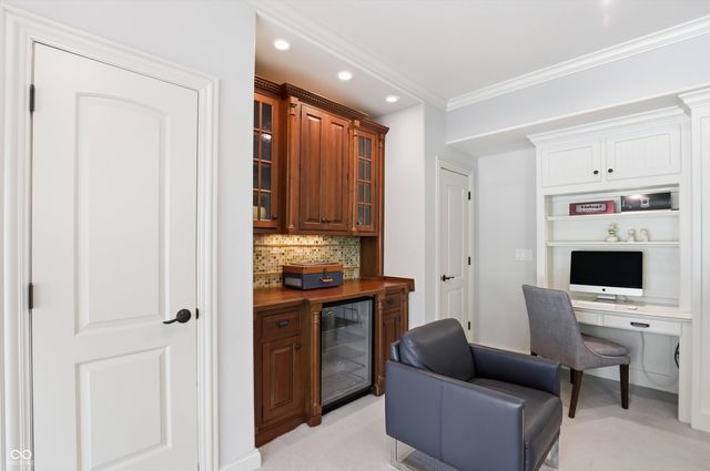 11180 Hawthorn Ridge, Fishers, IN 46037