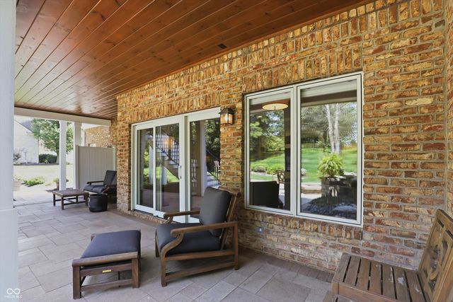 11180 Hawthorn Ridge, Fishers, IN 46037