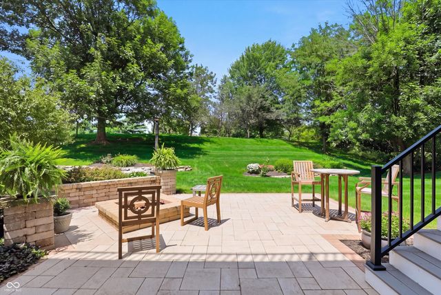 11180 Hawthorn Ridge, Fishers, IN 46037