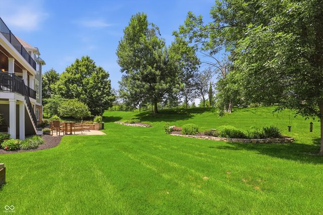 11180 Hawthorn Ridge, Fishers, IN 46037