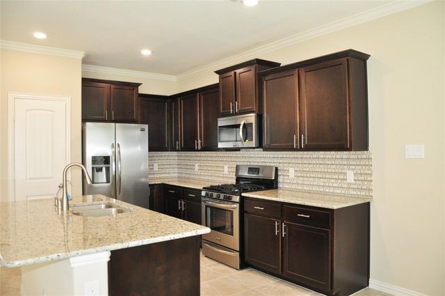 18111 Tall Chestnut Street, Cypress, TX 77429