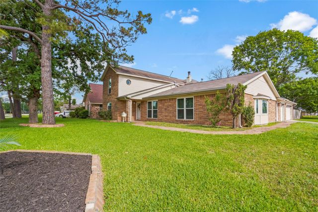 14227 Woodforest Boulevard, Houston, TX 77015