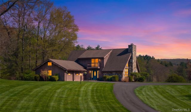 81 Union Center Road, Ulster Park, NY 12487