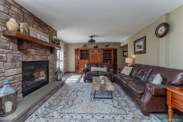 81 Union Center Road, Ulster Park, NY 12487