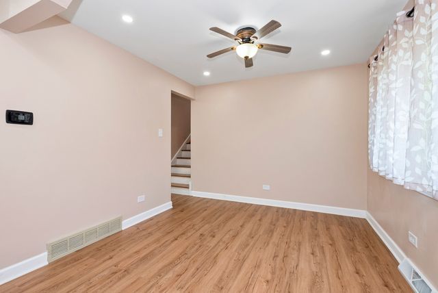 16725 Oleander Avenue, Tinley Park, IL 60477