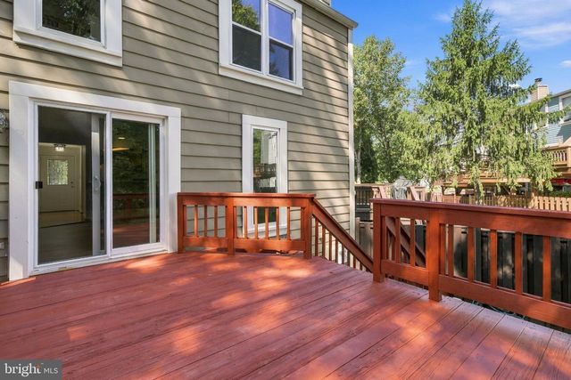 5909 SAINT GILES WAY, Alexandria, VA 22315