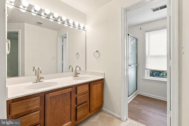 5909 SAINT GILES WAY, Alexandria, VA 22315