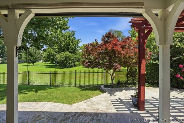 7832 E Galveston Street, Broken Arrow, OK 74014