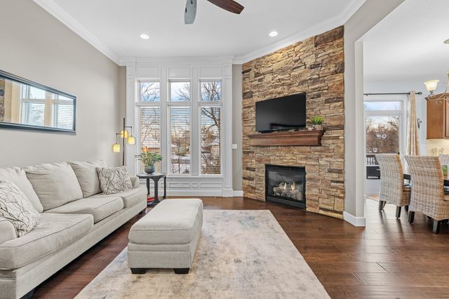 2009 DEVONSHIRE DR, Columbia, MO 65203