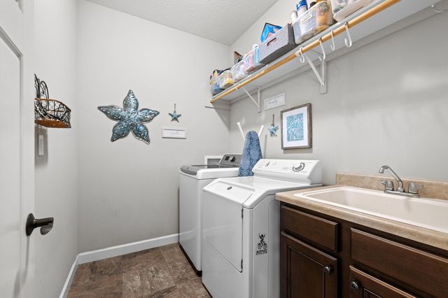 2009 DEVONSHIRE DR, Columbia, MO 65203