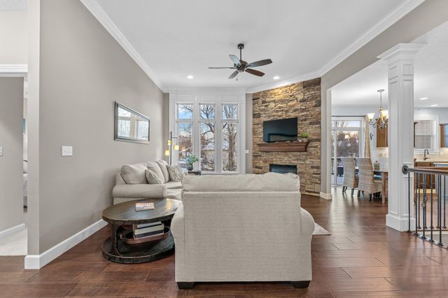 2009 DEVONSHIRE DR, Columbia, MO 65203