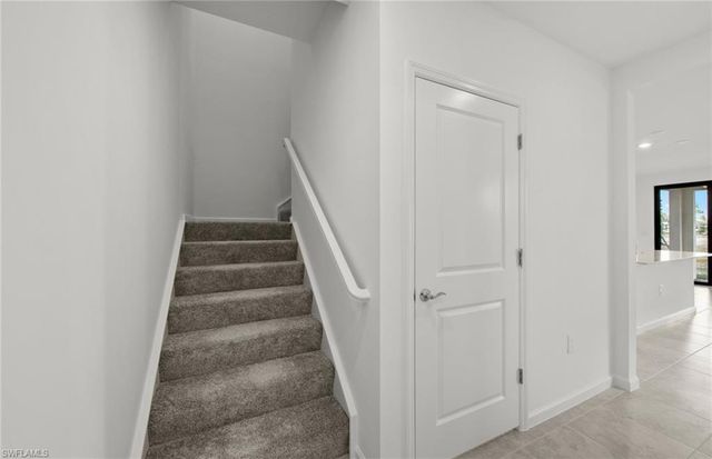 1690 Lake Jessup CIR, Cape Coral, FL 33909