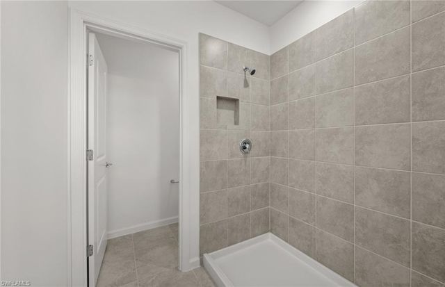 1690 Lake Jessup CIR, Cape Coral, FL 33909