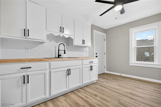 13622 Carrington Avenue, Cleveland, OH 44135