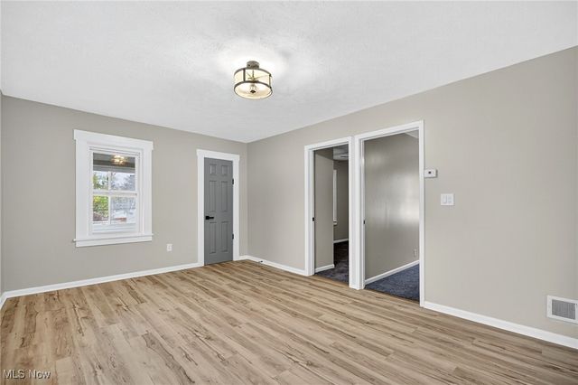 13622 Carrington Avenue, Cleveland, OH 44135