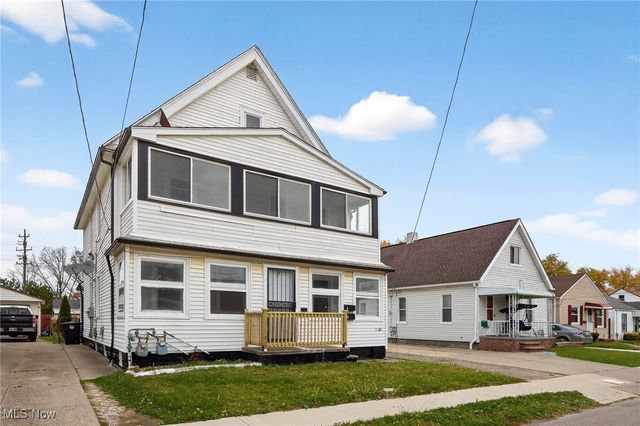 13622 Carrington Avenue, Cleveland, OH 44135