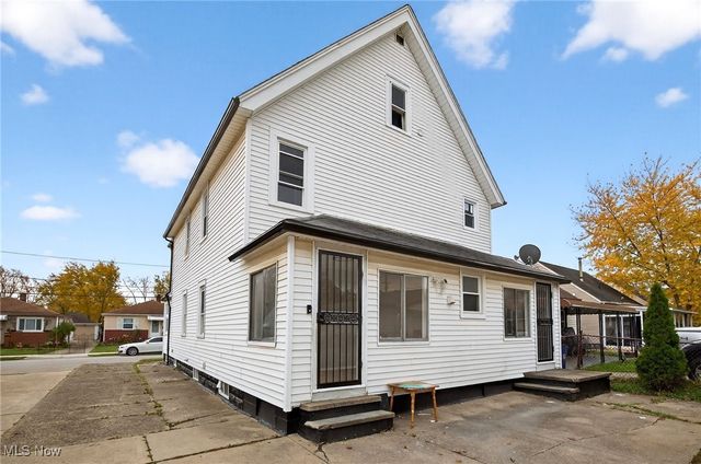 13622 Carrington Avenue, Cleveland, OH 44135