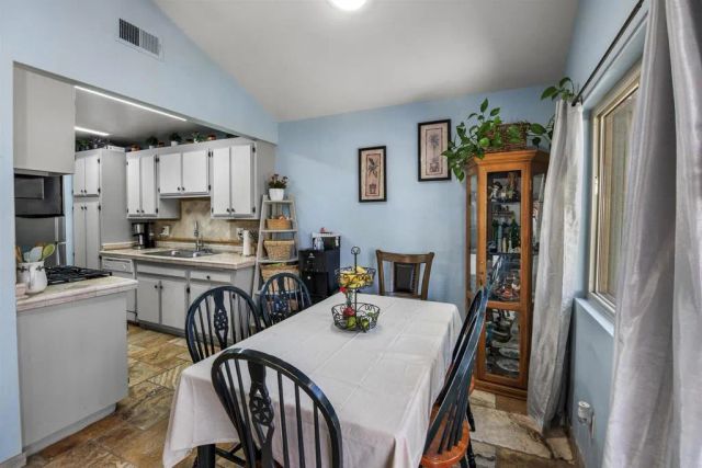 359 Los Arbolitos Boulevard, Oceanside, CA 92058