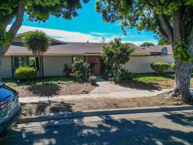 359 Los Arbolitos Boulevard, Oceanside, CA 92058